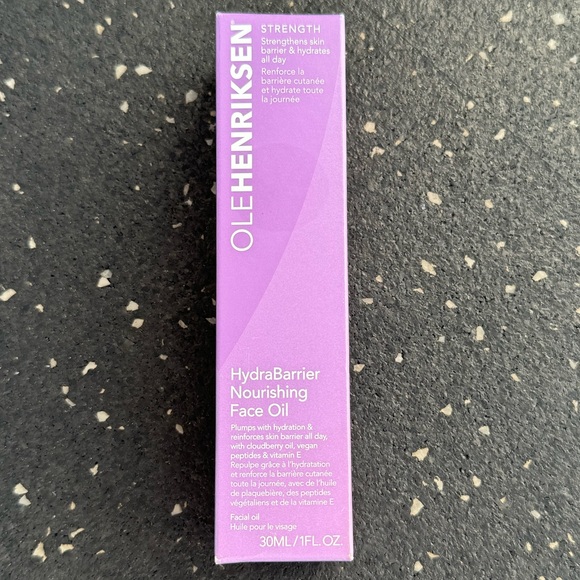 OLEHENRIKSEN Hydrabarrier Nourishing Face Oil - Picture 9 of 13